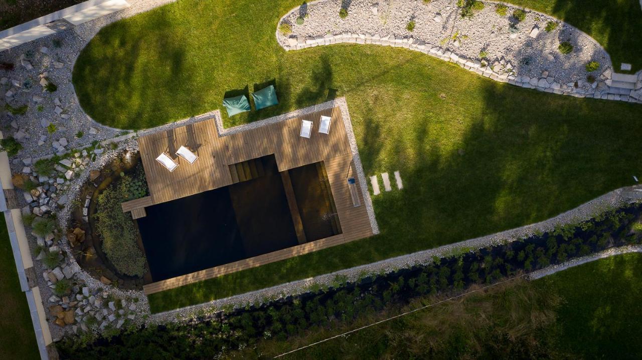 Hotel Penzion Na kraji lesa Valašské Meziříčí Exteriér fotografie